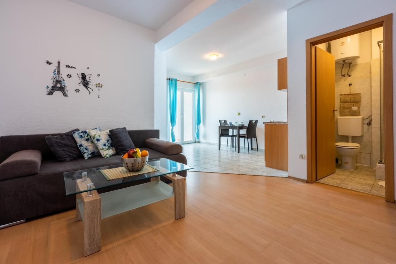 Apartments Antonija Crikvenica Εξωτερικό φωτογραφία