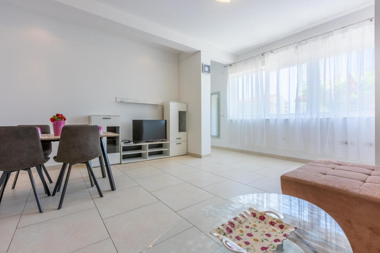 Apartments Antonija Crikvenica Εξωτερικό φωτογραφία